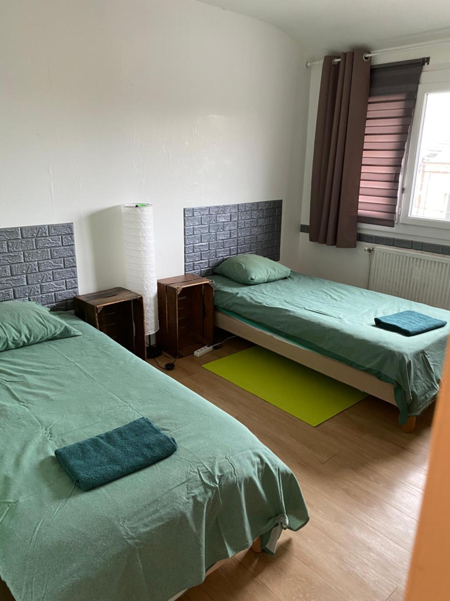 Gite De La Nievre - Centre Ville-2E Etage Flixecourt Екстериор снимка
